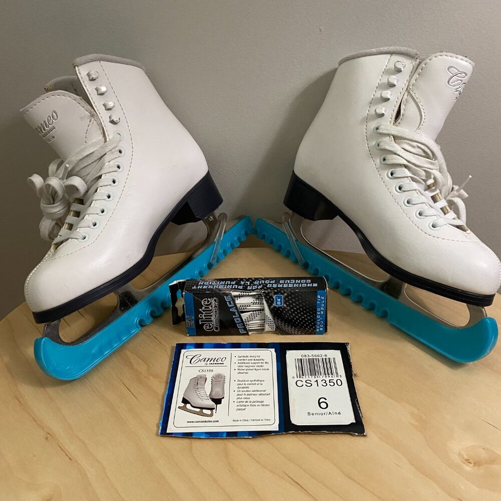 Ice/Figure Skates Cameo by Jackson CS1350 & BONUS Blade-Guard + Laces